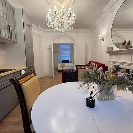 Apartment Hyde Park - One Bedroom *