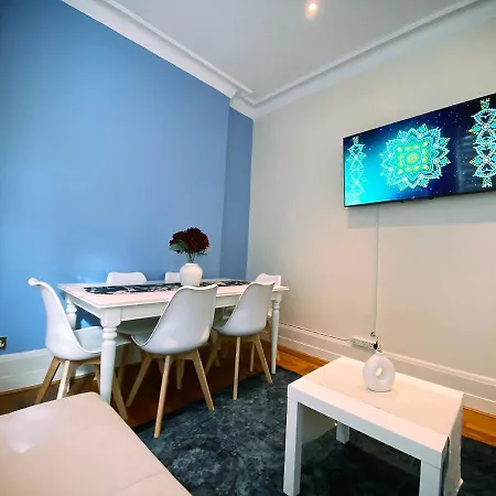 3-bedroom Flat London, 6 Min Walk From King's Cross Station *