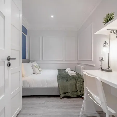 Apartment Hyde Park 2bedrooms 1bath *