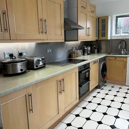 The Privacy Annex Balham Guest house *