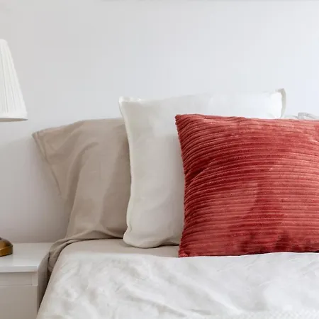 Arte - 3-bedroom Bright House London, Haggerston, Garden, Parking, 8 Min Walk To Haggerston Station, Weekly Or Monthly Stays, Serviced - 7 Guests * 런던