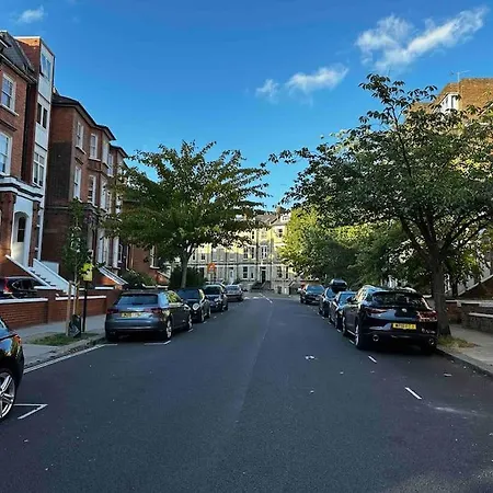 Apartment Cozy Near Regent's Park N9