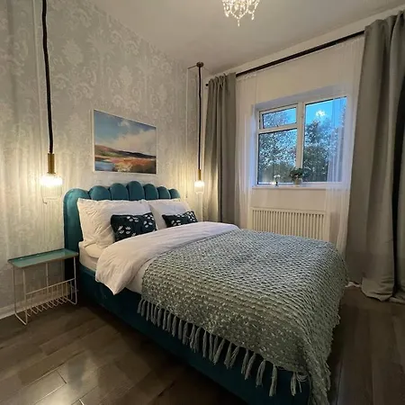 Flat Apartment Welling