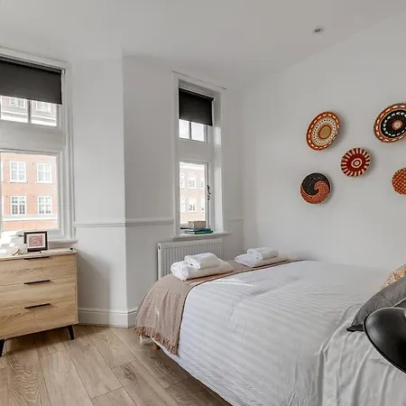 Apartment The Stafford London