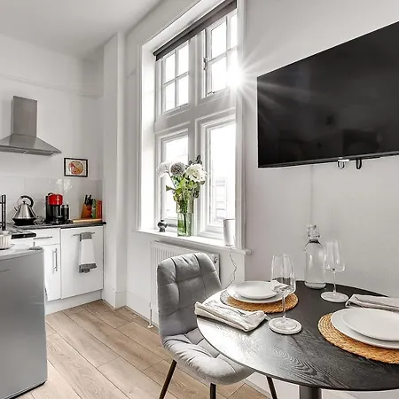The Abingdon * London