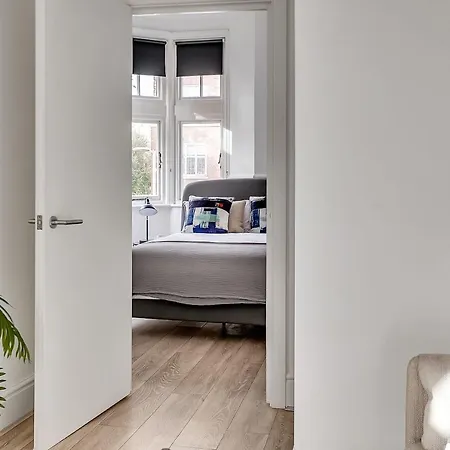 The Abingdon Apartment *