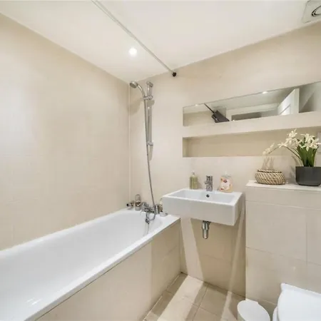 Bond Street Station 2 Bed Flat