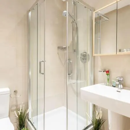 Beaufort Gardens In Knightsbridge Apartment *