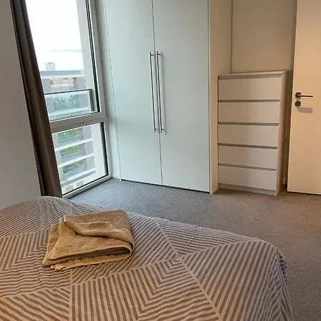 Luxury En-suite Olympic Village In Shared