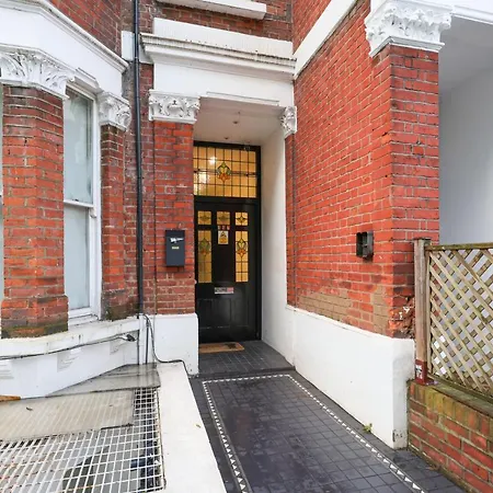 Spacious 1 Bedroom Flat Appartamento Londra