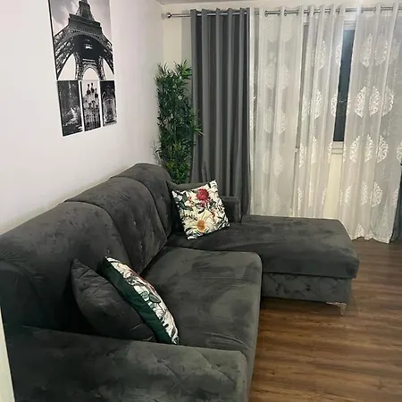 Apartment Accu Care *
