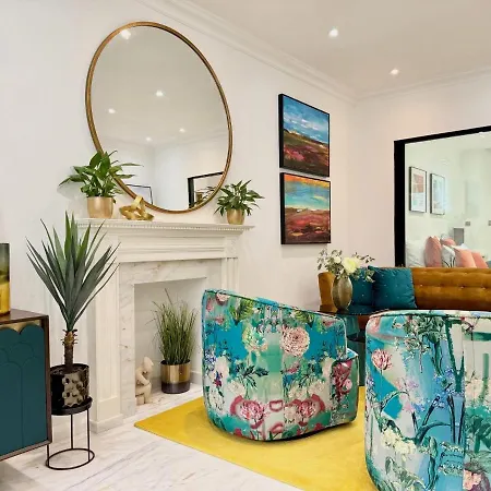 Beautiful 2 Bed Flat In South Kensington *