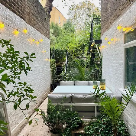 Beautiful 2 Bed Flat In South Kensington London