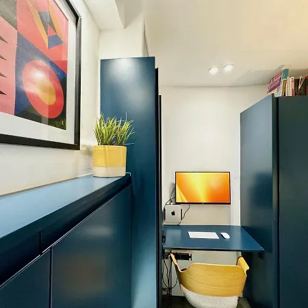 Beautiful 2 Bed Flat In South Kensington London