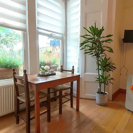 Apartment Lovely&bright Flat Close To