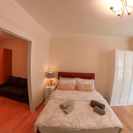 Apartment Lovely&bright Flat Close To *