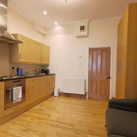 Apartment Lovely&bright Flat Close To *
