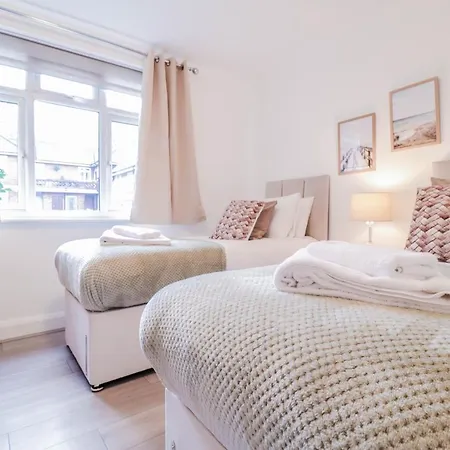 Apartment 2 Bed - Great Location Hendon
