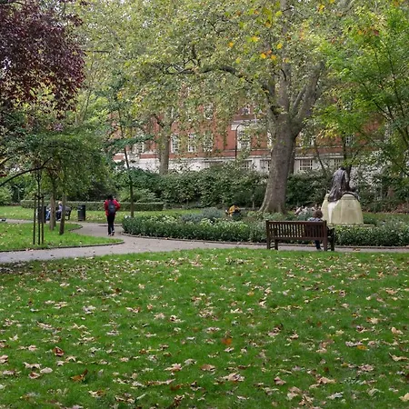Beautifully Presented Centrally Located