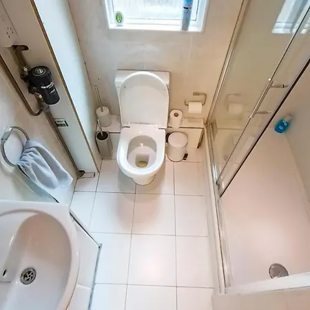 Lovely&bright Flat Close To Apartment *