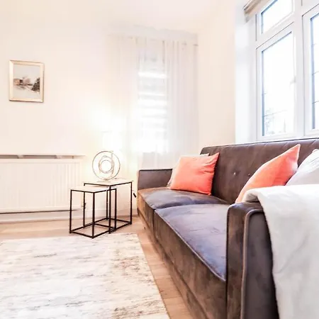 2 Bed - Great Location