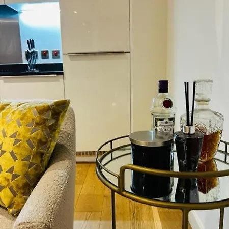Luxury 2 Bed In Colindale Apartment Hendon