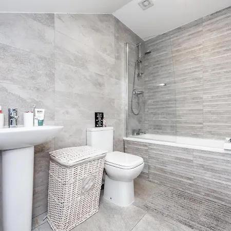 Amazing Lovely 1bdr Apartment, South
