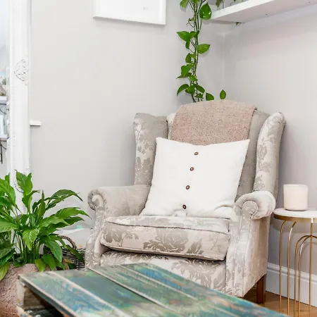 Amazing Lovely 1bdr Apartment, South