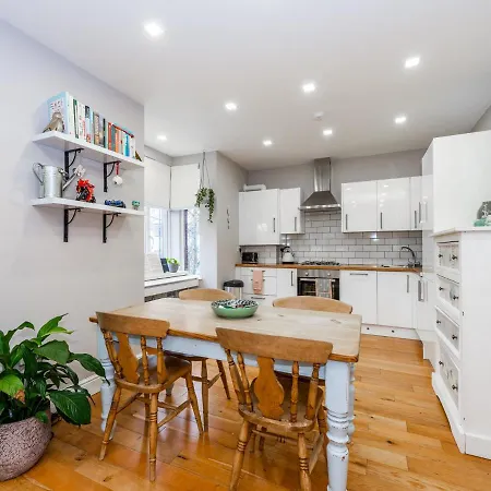 Amazing Lovely 1bdr Apartment, South Apartment *