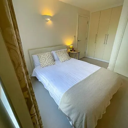Luxury 2 Bedroom In Central At Affordable Rates Apartment London