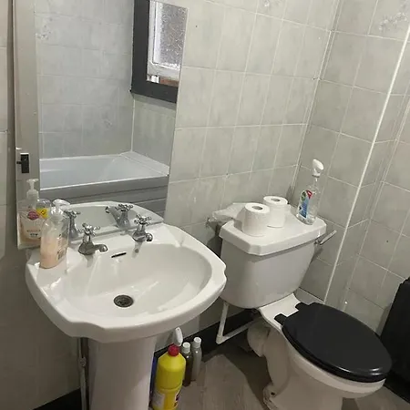 One To With Fantastic Host * London