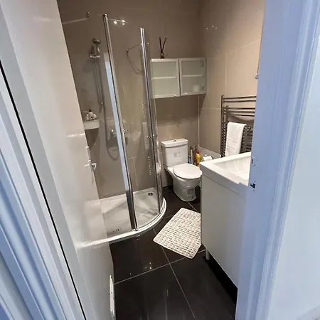 New! Supreme - Near Tube Stations London