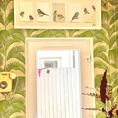 Artsy House In Southeast Holiday home London