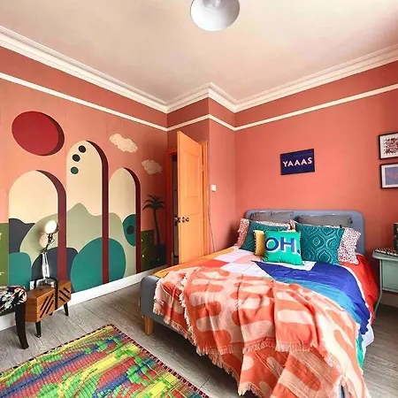 Artsy House In Southeast Holiday home