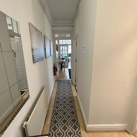 The Rumah At Hyde Park London