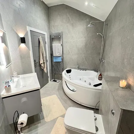 Cozy Luxury Private Apartment *