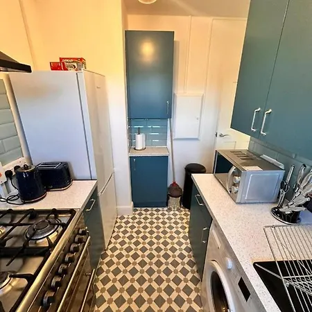 Apartment Luxury In Prime Location *