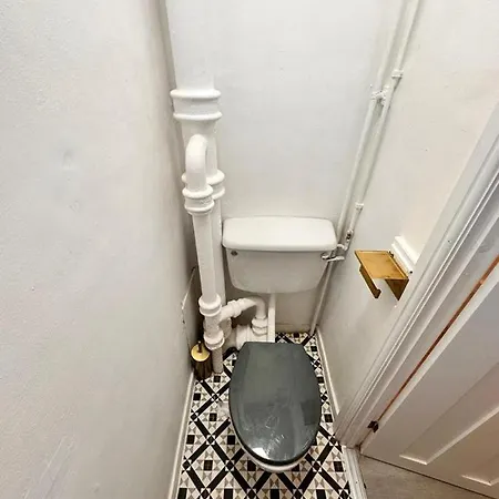 Apartment Luxury In Prime Location London