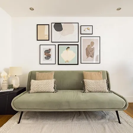 Apartment The River Thames View - Stunning 2bdr Flat With Study + Balcony London