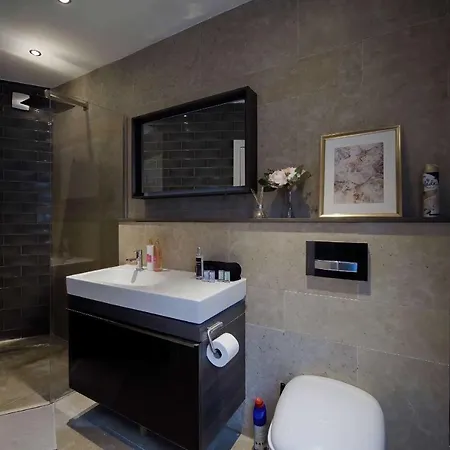 Agar Grove Holiday home London