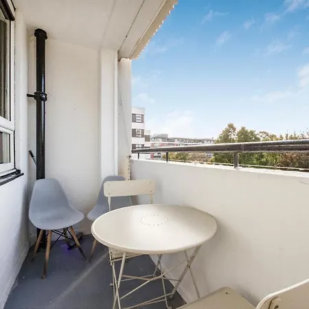 Easy Living Near Angel And * Londres