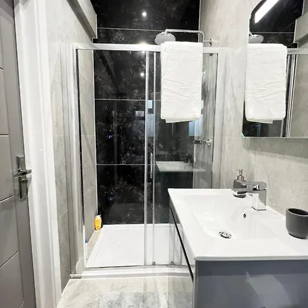 Apartment Cozy Luxury Private
