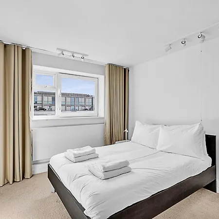Relay Radiant Chelsea Flat With View * Londra