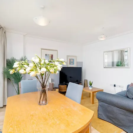 Appartement Cosy Flat Right Opp Tube Station Londres