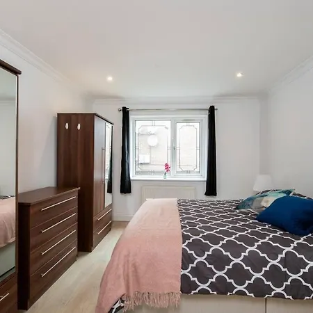 Apartment Cozy 2-bedroom Flat In Battersea