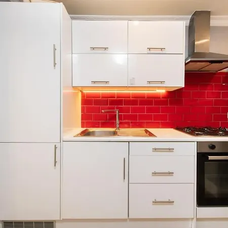 Cozy 2-bedroom Flat In Battersea *