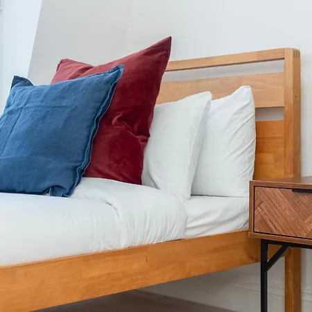 Spacious 4br 3-storey Townhouse In Lively Deptford Holiday home London
