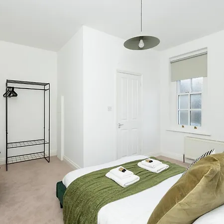 Spacious 4br 3-storey Townhouse In Lively Deptford Holiday home