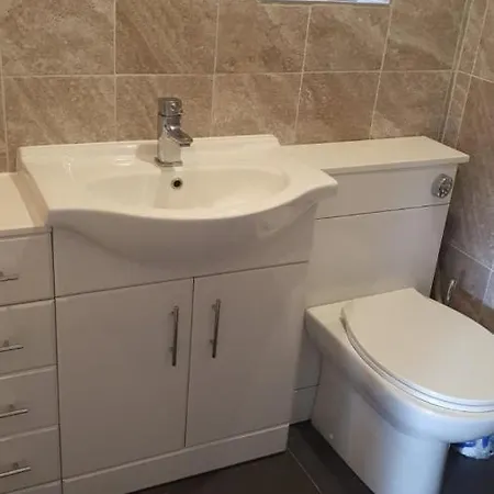 3 Bed Close To Alexander Palace, And The Tottenham Stadium Holiday home