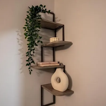 Century House Apartment *